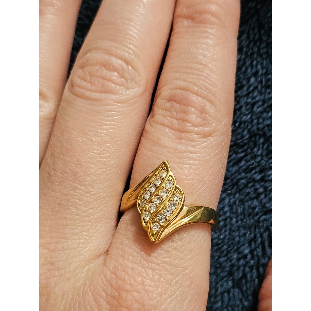 Gold Tone Bypass Swirl Crystal Statement Ring Size 8 Clear Stone Cocktail Ring
